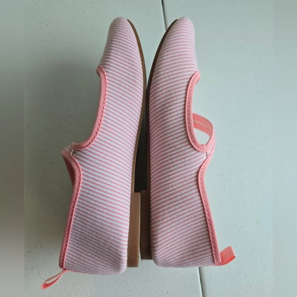 Old Navy Pink Striped Kids Shoes Size 3